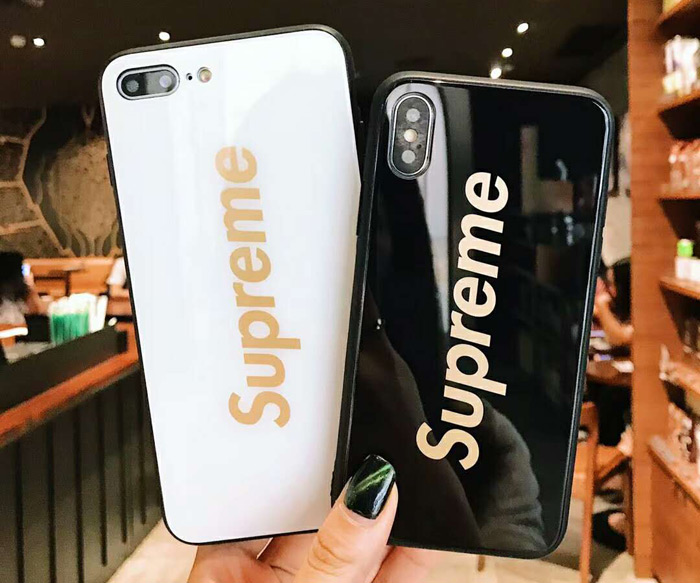 Supreme iPhoneX ケース