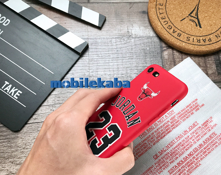 最新シカゴ・ブルズiphone6s nbaバスケットボール23番号アイフォン8plusソフト携帯カバー全包みスポーツ個性カップル向けエアジョーダン
